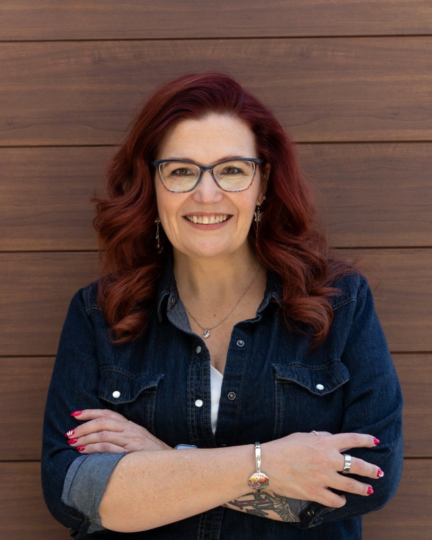 Daphne Gray, the AI Sherpa, founder of Gray Adventure Strategies